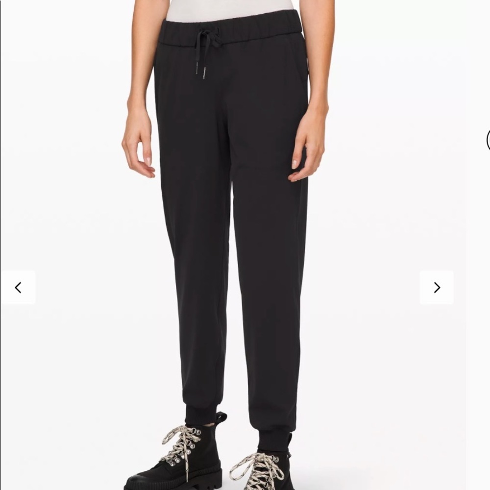 Lululemon On The Fly Jogger 28” Full-On Luxtreme